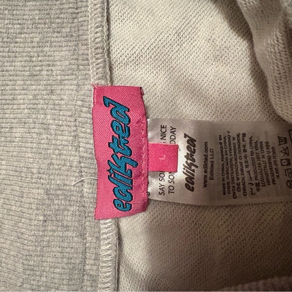 Edikted Light Gray Ruffled Mini Skirt - Picture 2 of 2